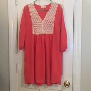 Coral 3/4 sleeved tunic dress w lace trim